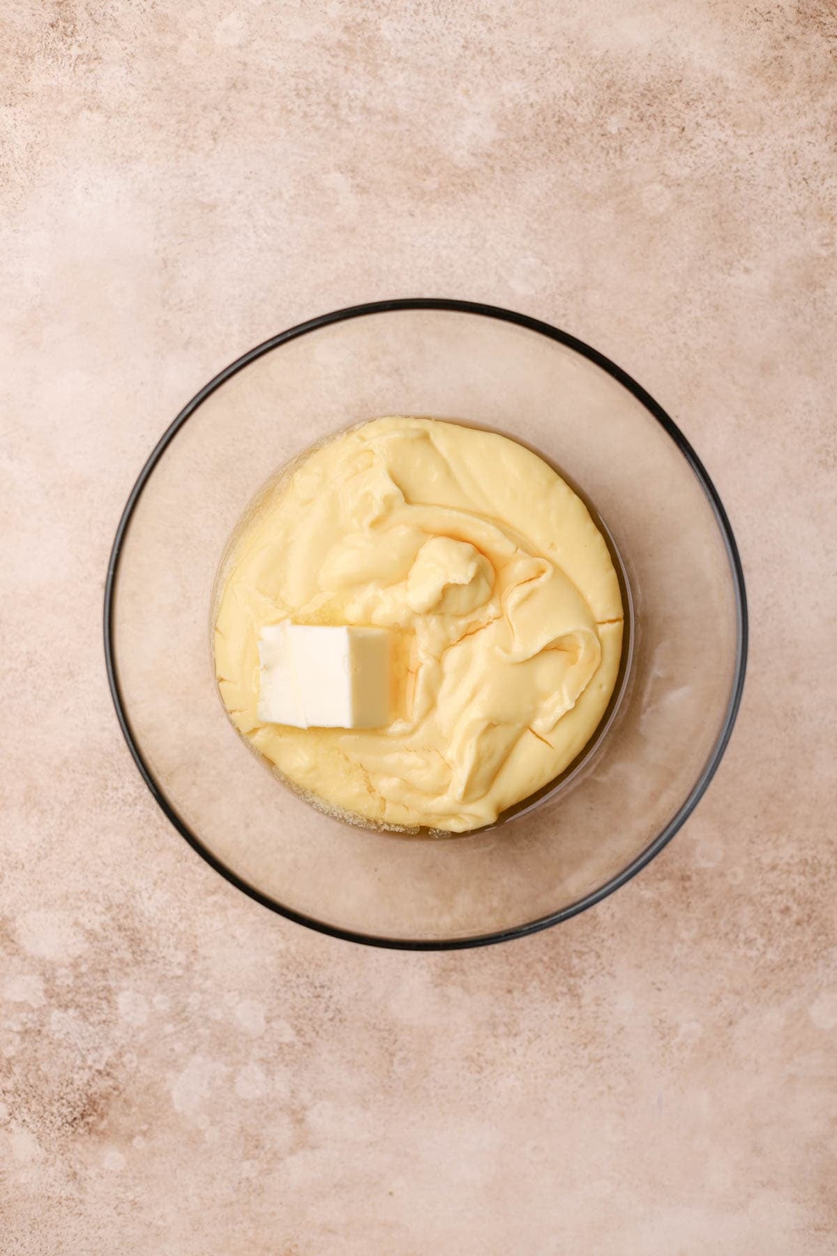 Thickened pastry cream with vanilla extract and butter. 